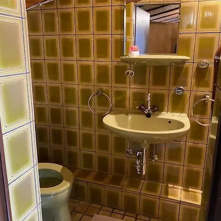 Haus Sonnenwind 3 Ferienwohnung/monteurwohnung * Idar-Oberstein